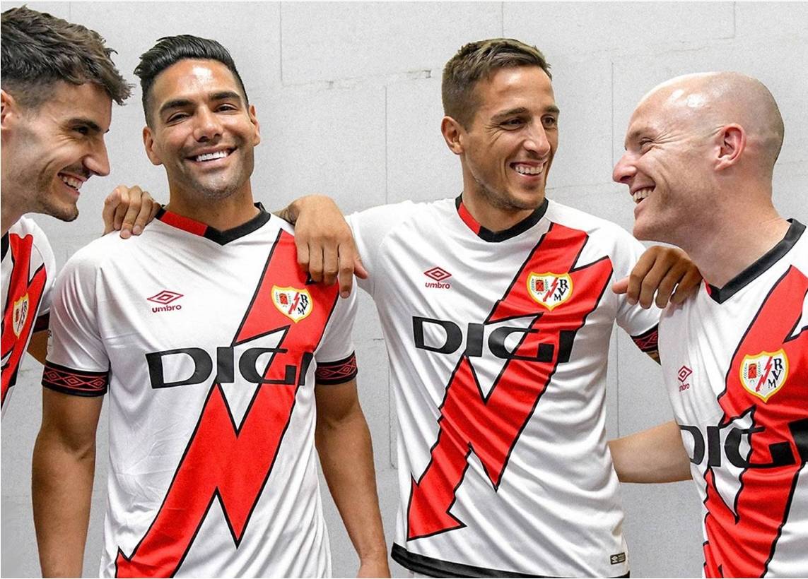 九游游戏中心-包含西甲经典较量，比分1-0，击败对手的最大亮点：关键扑救，控球时间55%的词条