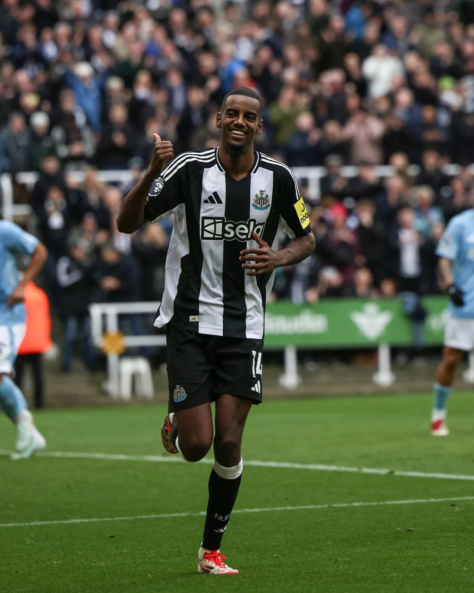 包含剧烈竞争：各路“黑马”运动员崭露头角的词条