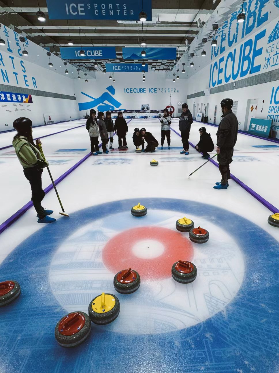 九游娱乐官网 (JIUYOU)-全球冰壶巡回赛，冰上竞技新热点