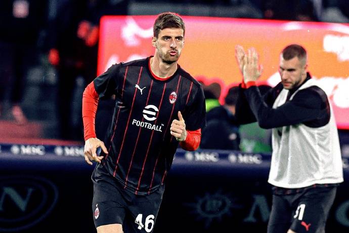 包含意甲逆转,球员讲述赛前战术布置与临场应变手段的词条 包含意甲逆转,球员讲述赛前战术布置与临场应变手段的词条