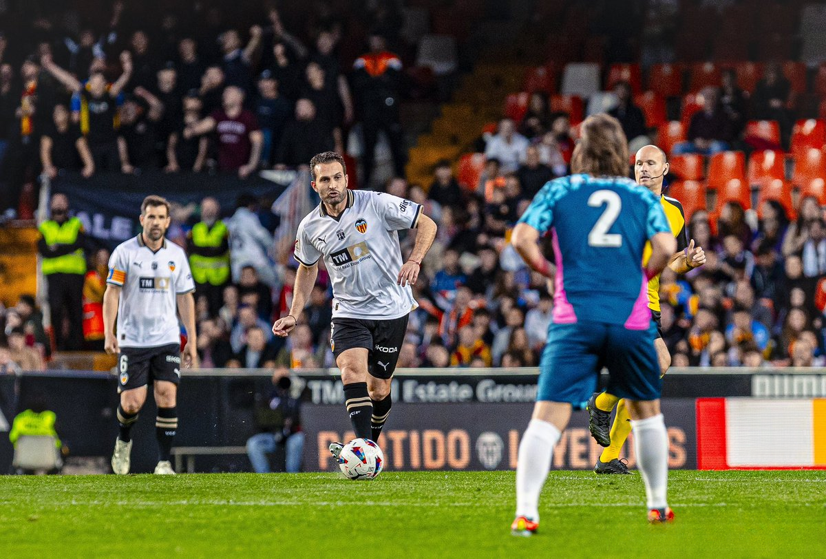 关于德甲逐步完善裁判判罚体系,确保比赛公平公正的信息 关于德甲逐步完善裁判判罚体系,确保比赛公平公正的信息