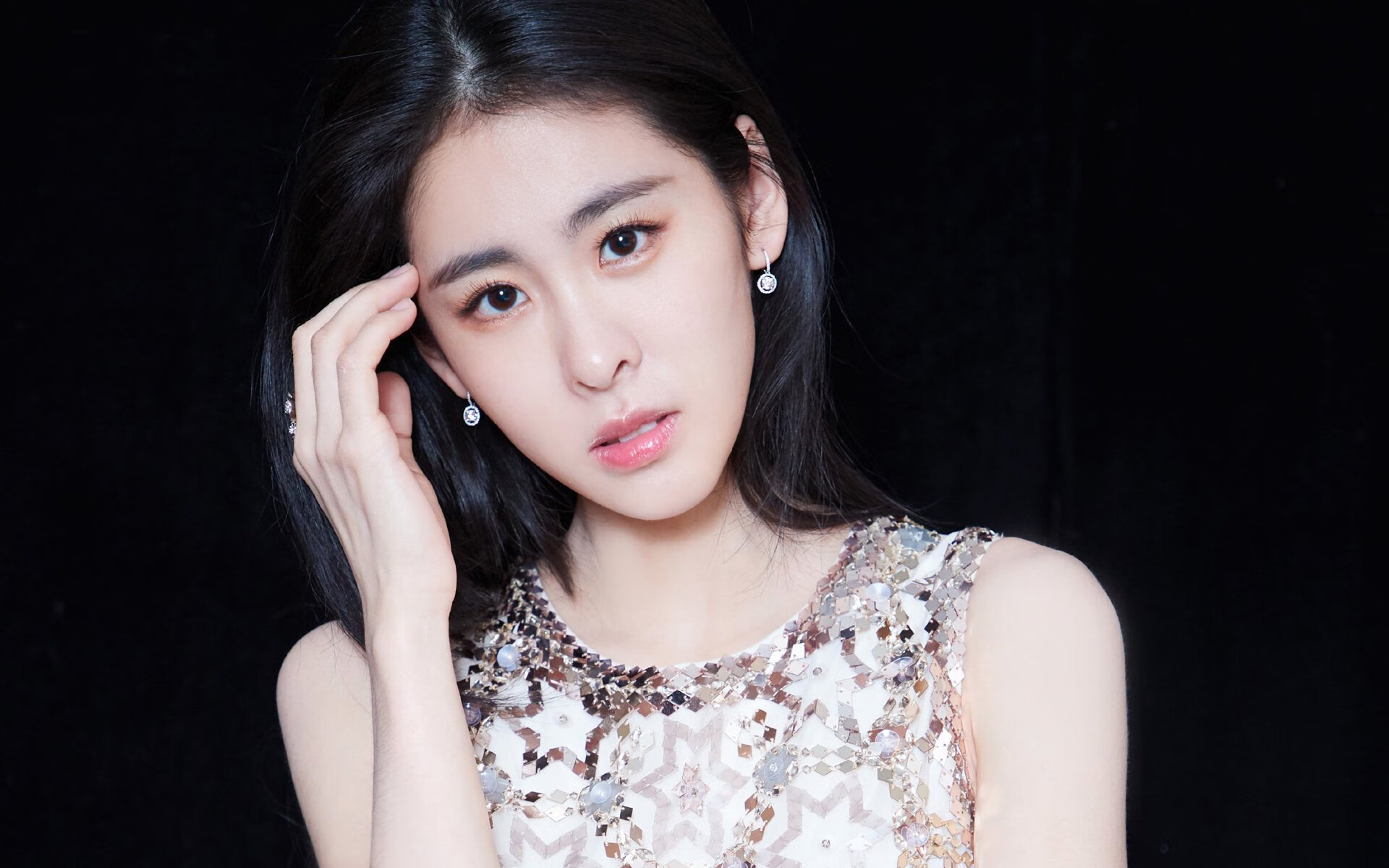 德甲比赛精彩纷呈，关键扑救扭转战局，德甲赛制介绍