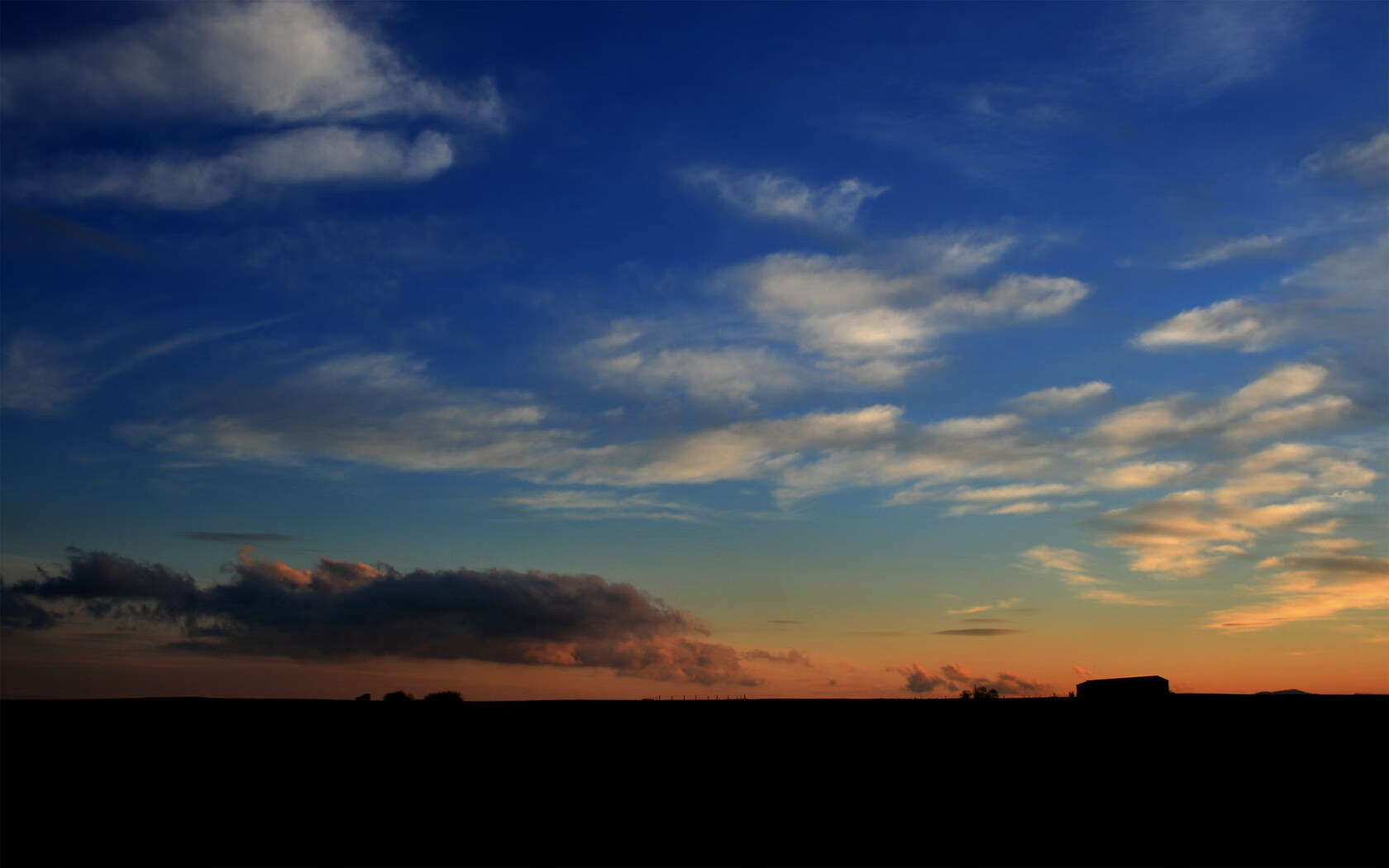 九游电脑版-球员采访：幕后故事带你了解明星的另一面，足球明星采访