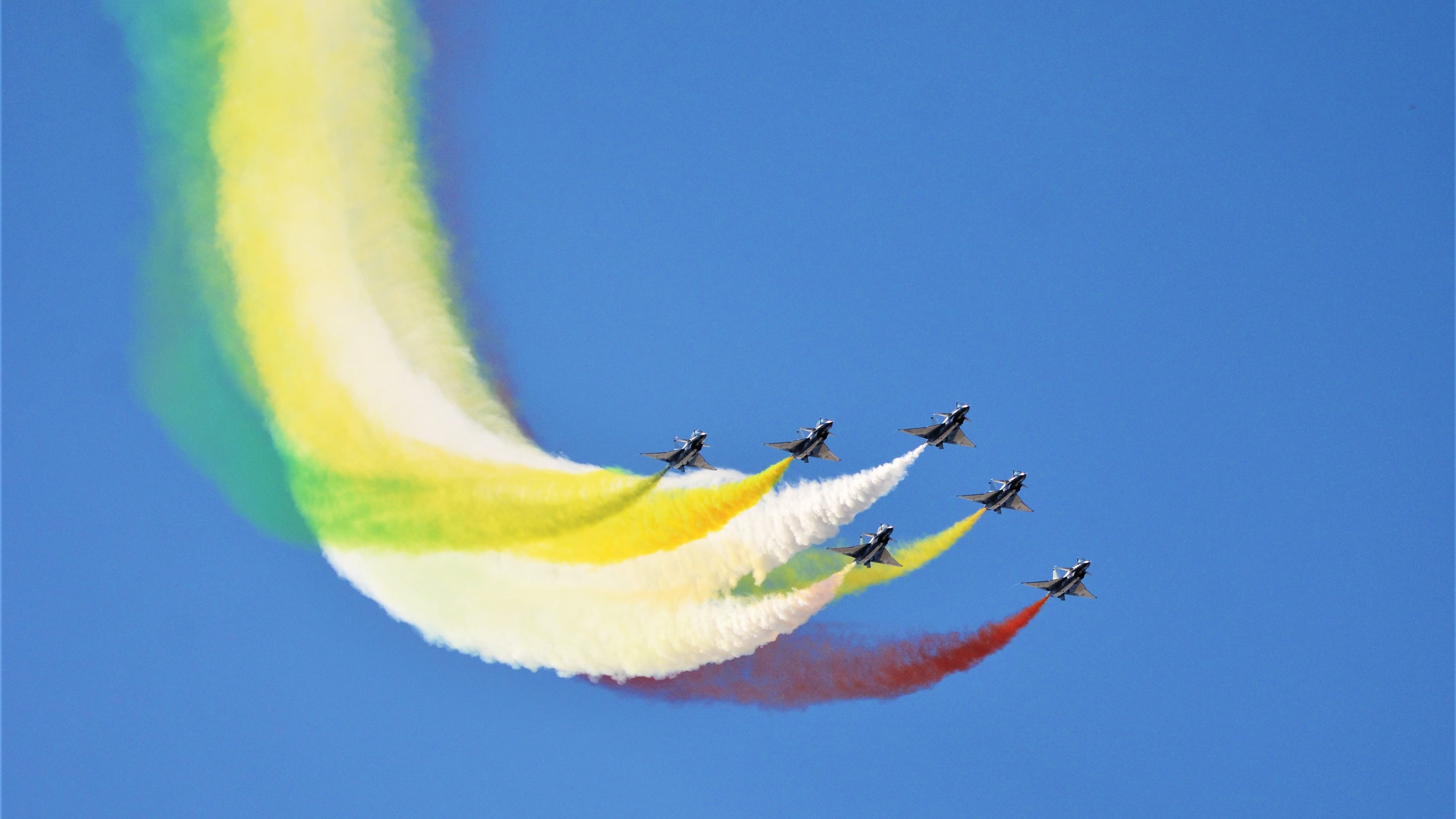 九游网页版官网-尼克斯击败热火，西部决赛中布伦森贡献关键助攻，布克去尼克斯