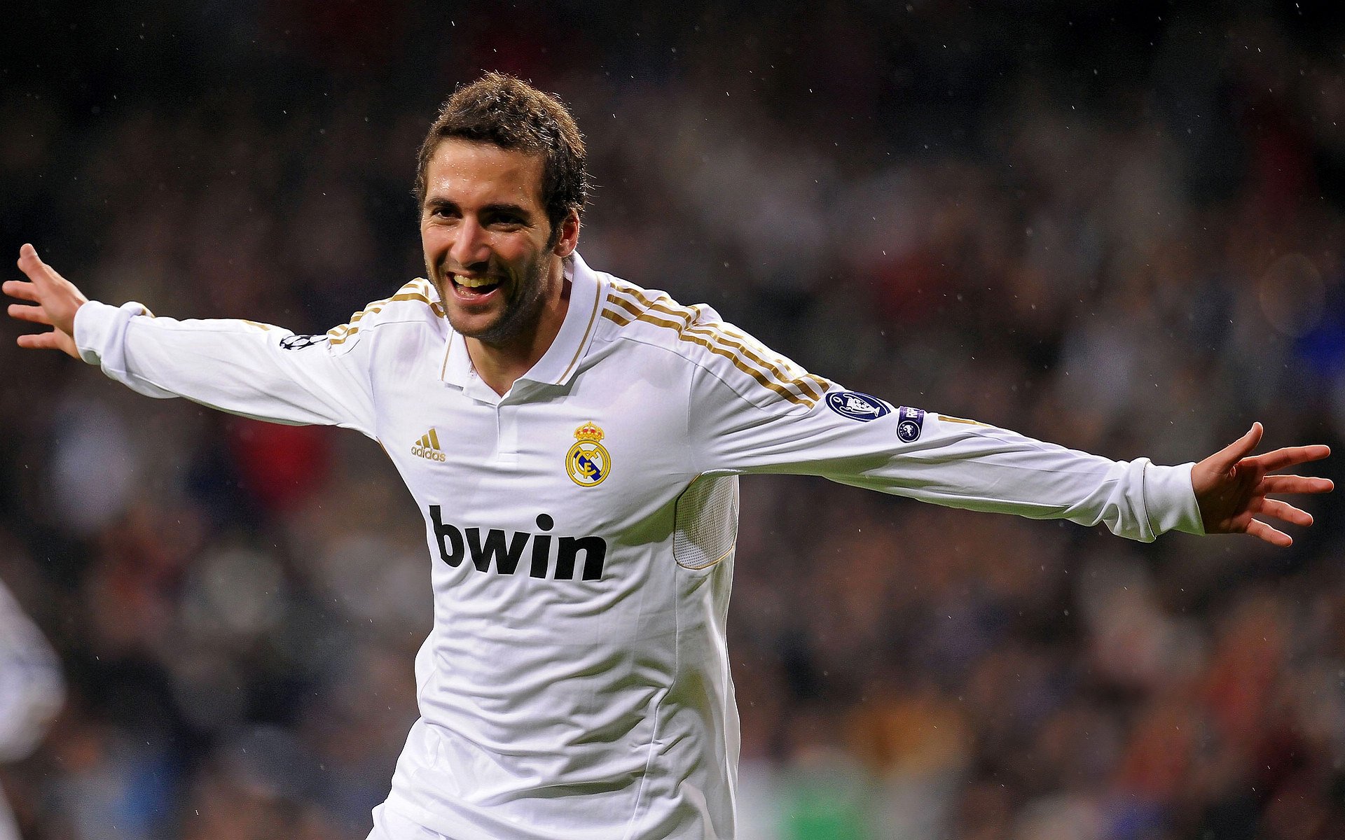 全景直播：多角度助力球迷全方位体验，全景体育直播