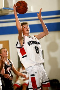 九游下载官网-各大豪门主帅战术风格全面对比，各大豪门球衣